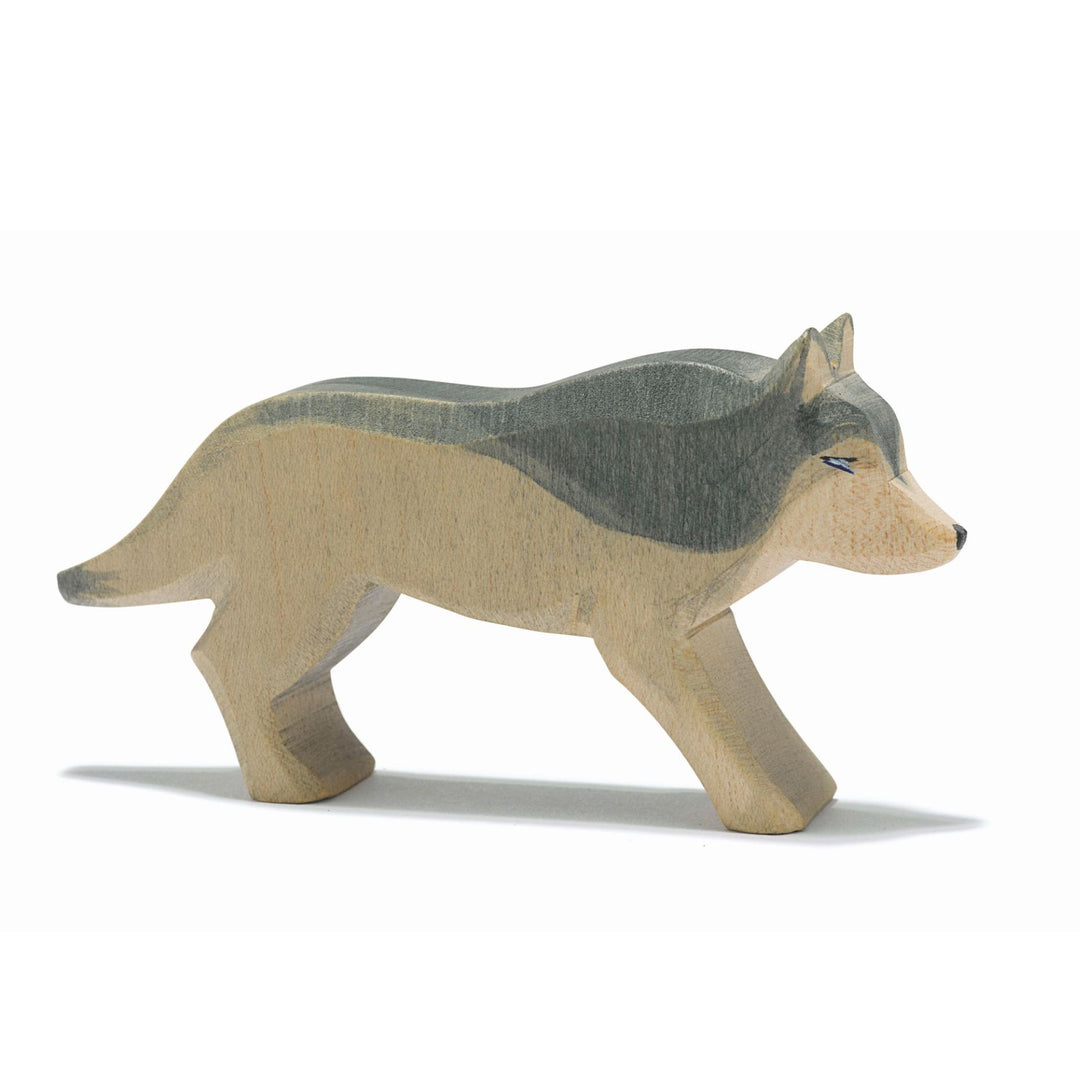 Ostheimer wolf running