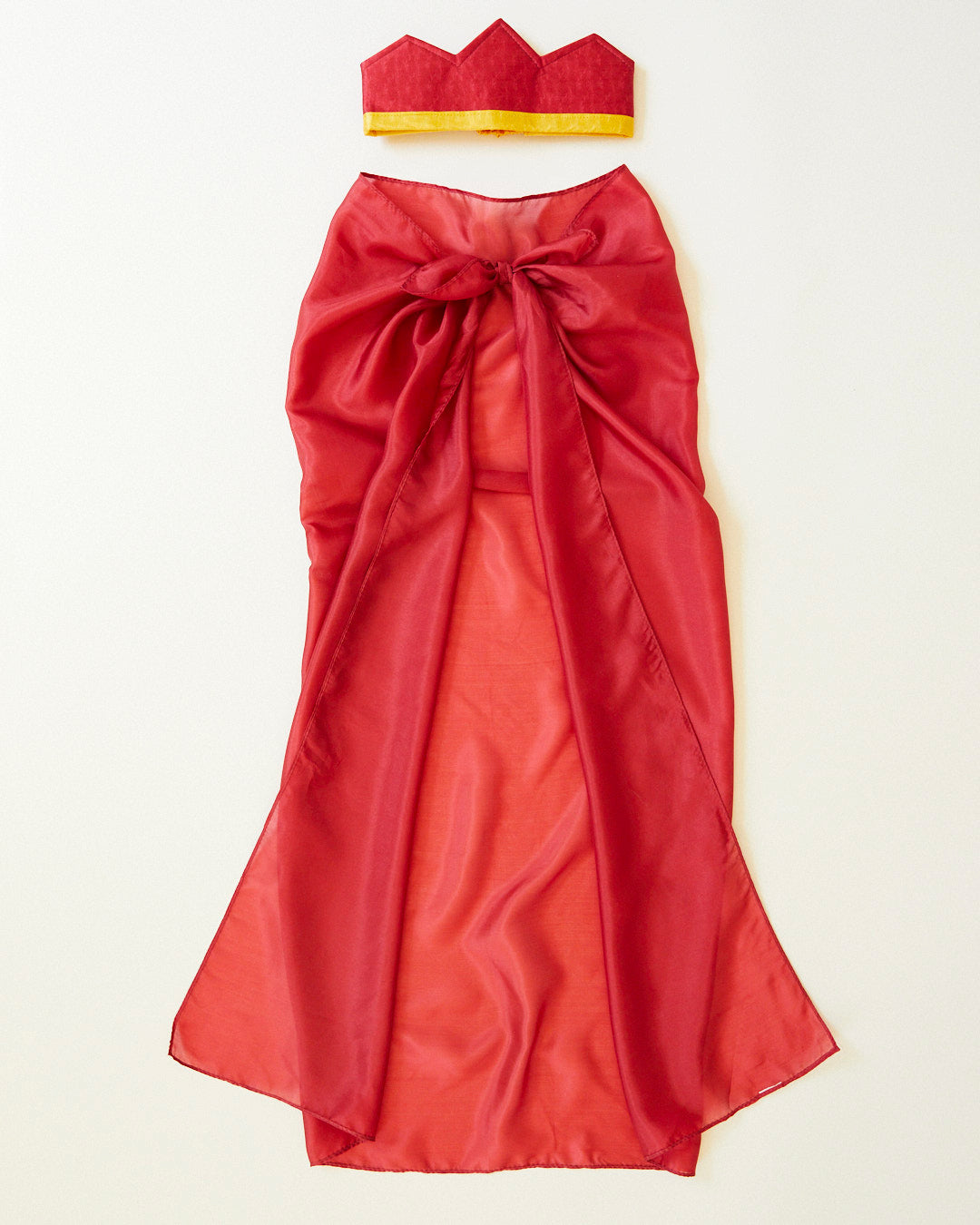 Sarah's Silks 'Playsilks in the Mail' August 2023