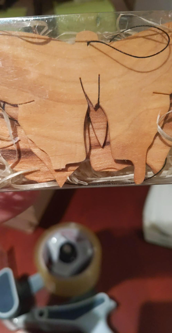 three butterflies with hanging crystal (broken wingtip)