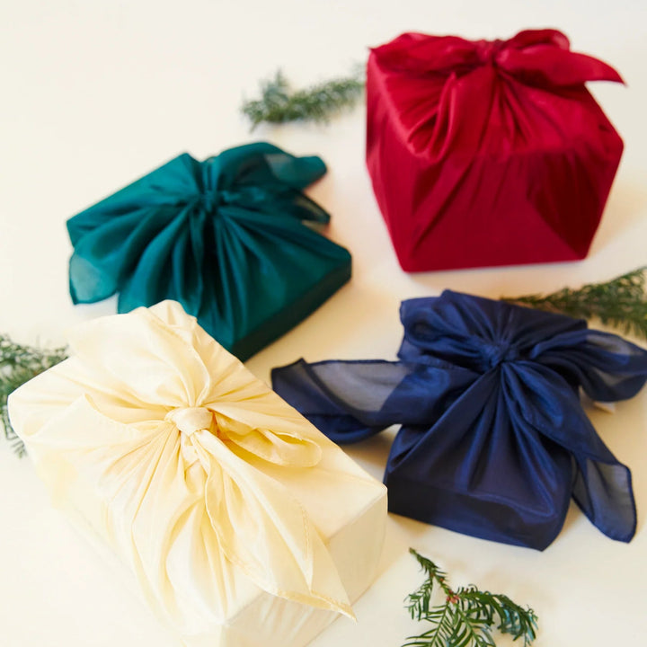 Sarah’s Silks limited edition holiday playsilks