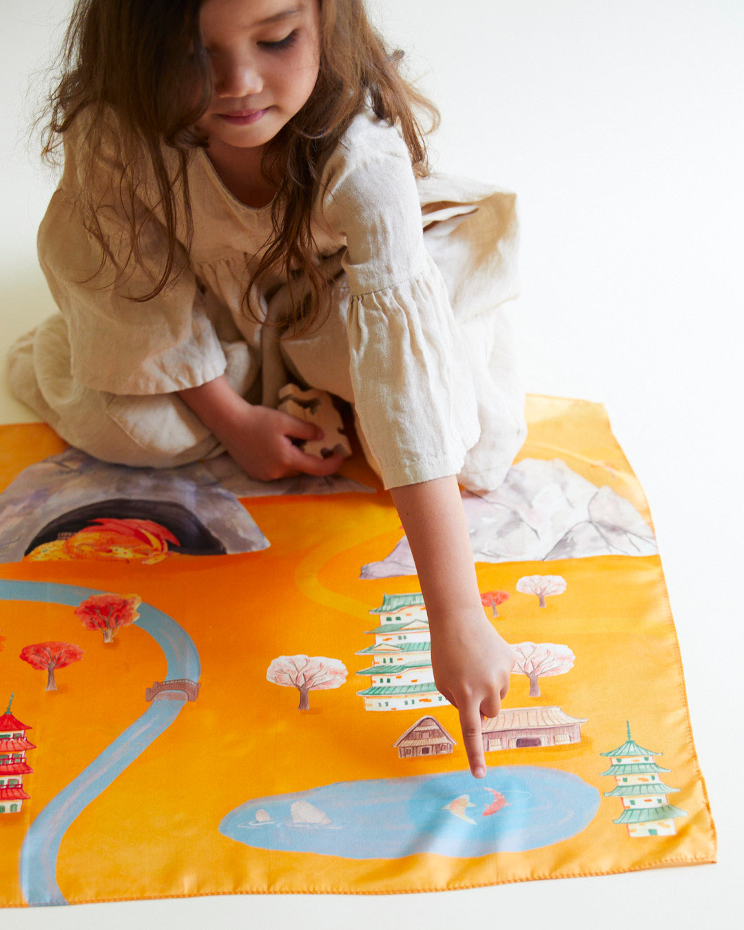 Sarah's Silks 'Playsilks in the Mail' September 2023