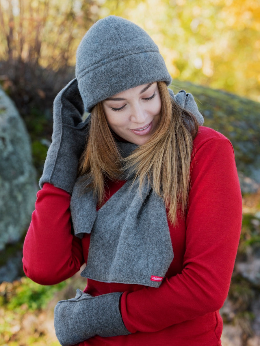 Ruskovilla wool fleece scarf, navy blue