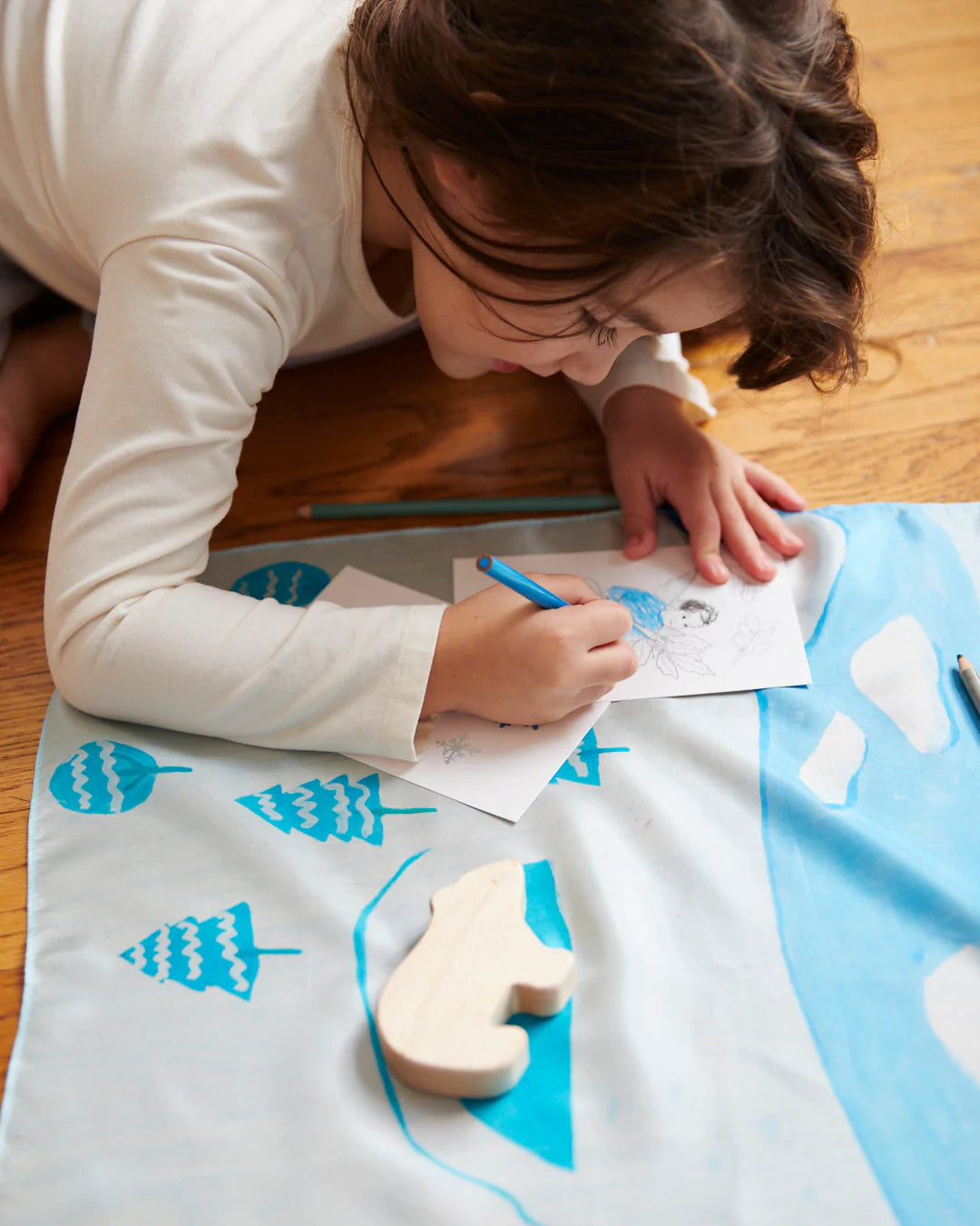 Sarah's Silks 'Playsilks in the Mail' December 2022