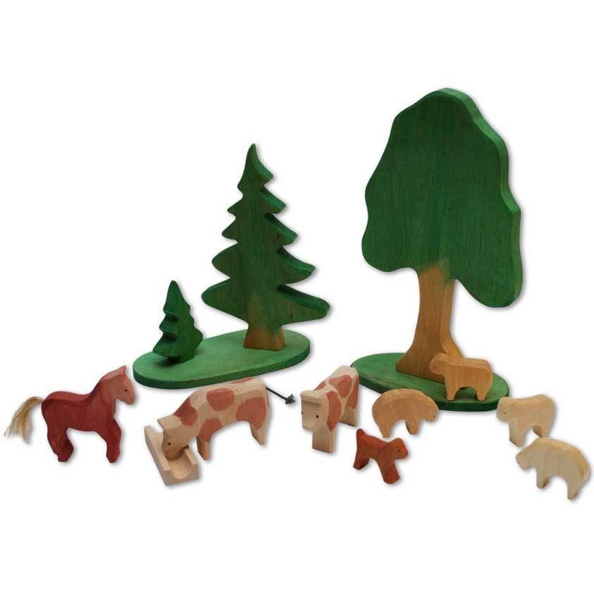 small wooden animals set Nest