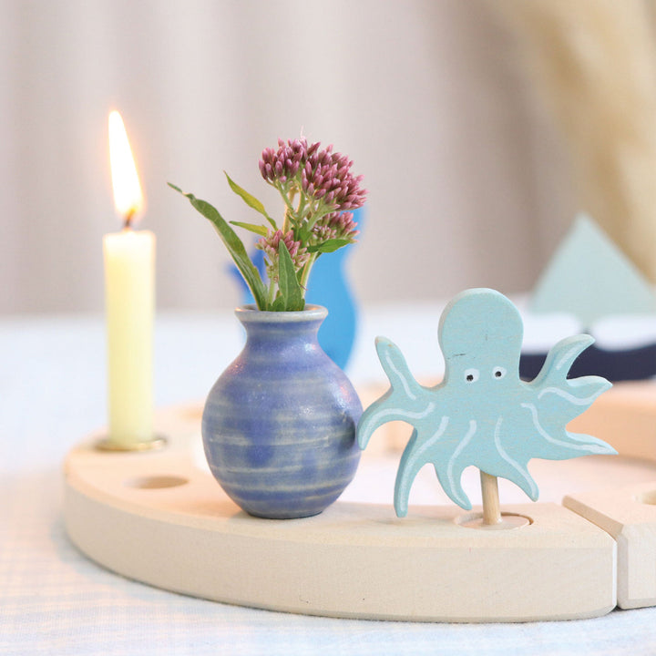 blue vase for birthday ring
