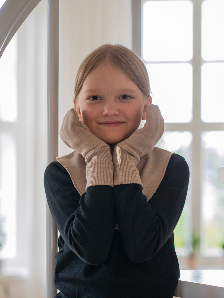 children's Ruskovilla wool mittens