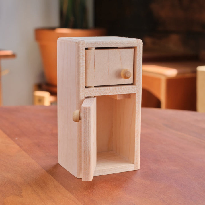 maple dollhouse furniture set