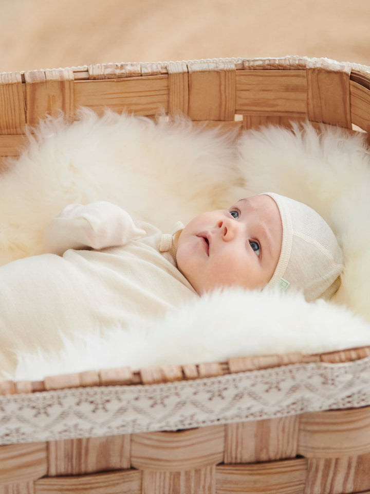 New Zealand lambskin rug, ivory