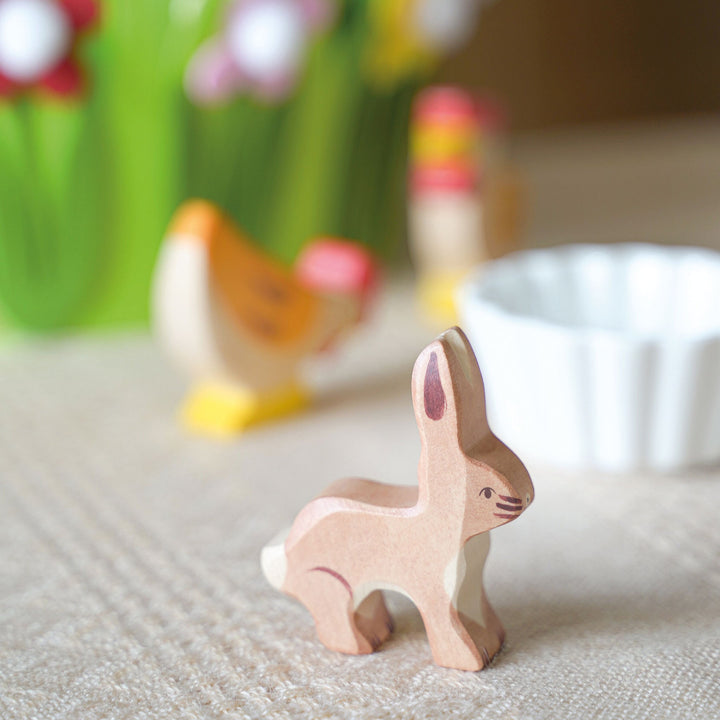Holztiger rabbit, ears upright