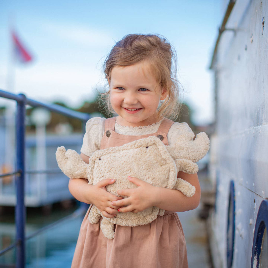 cuddly linen crab with warming inlet