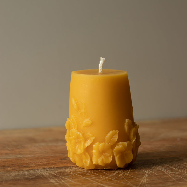 candle with flowers