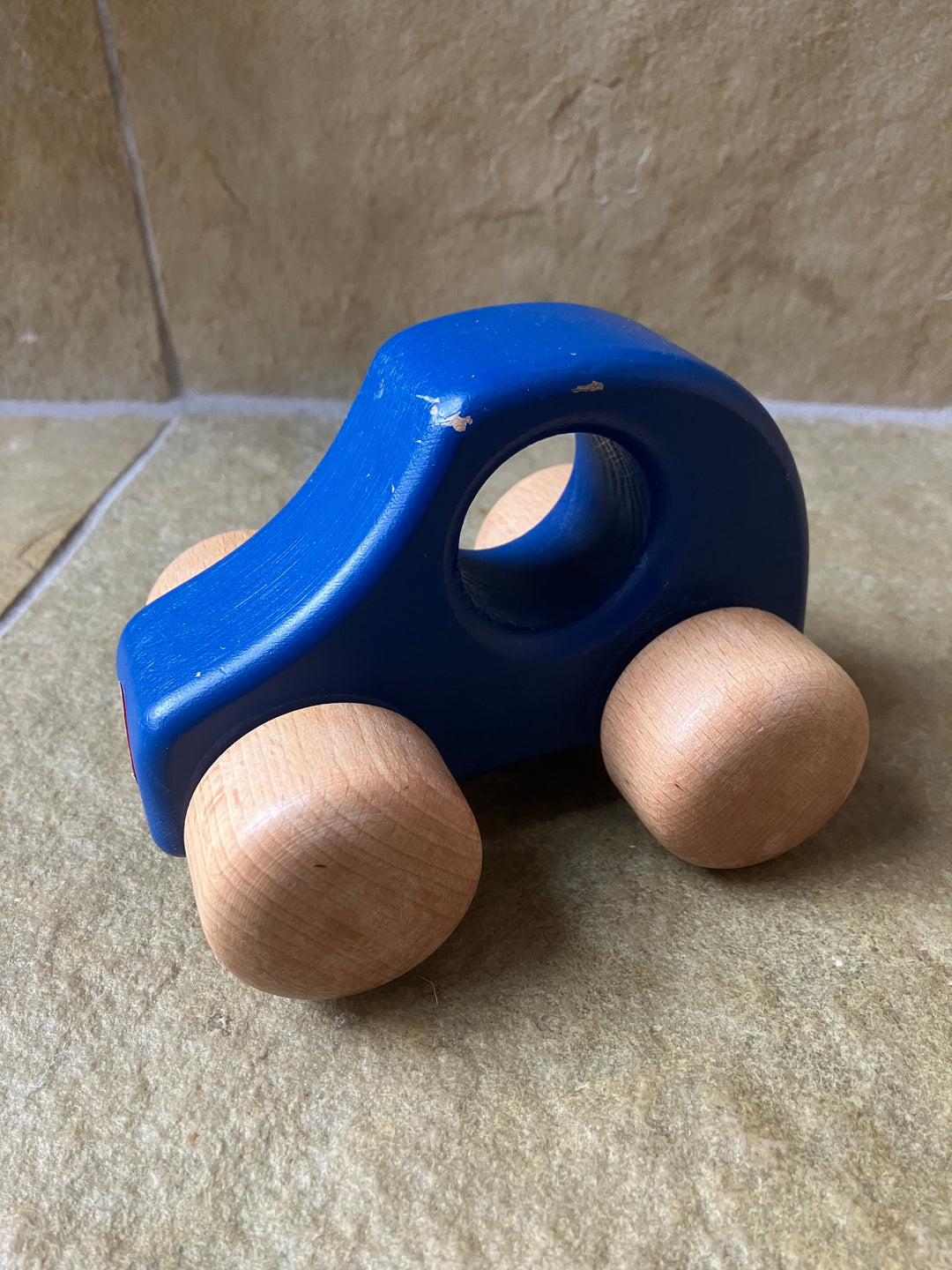 Konrad Keller blue push car