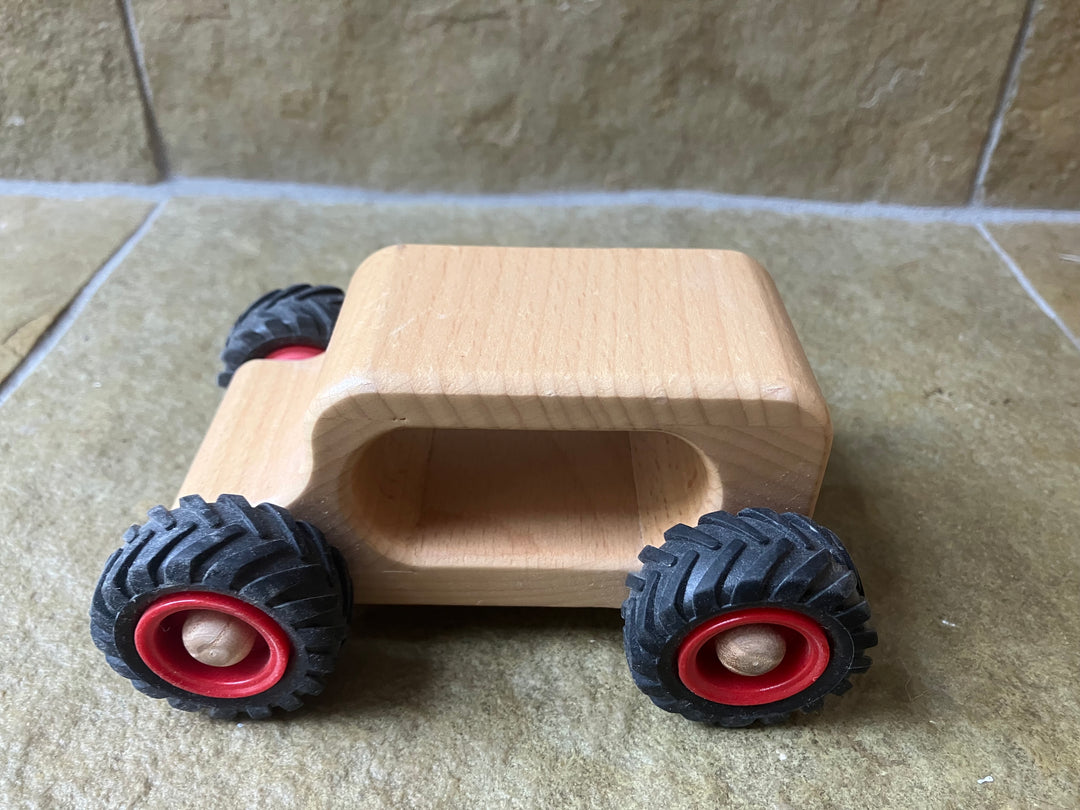 Fagus wooden car Oldie (gently played)