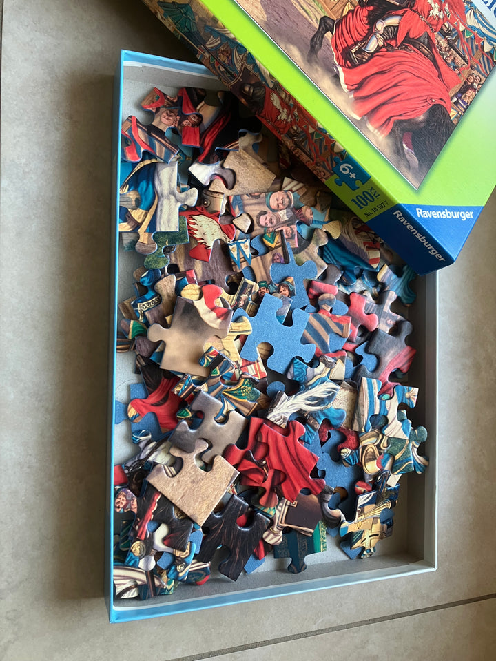 Ravensburger puzzle, Exciting Joust, 100pcs (gently played)