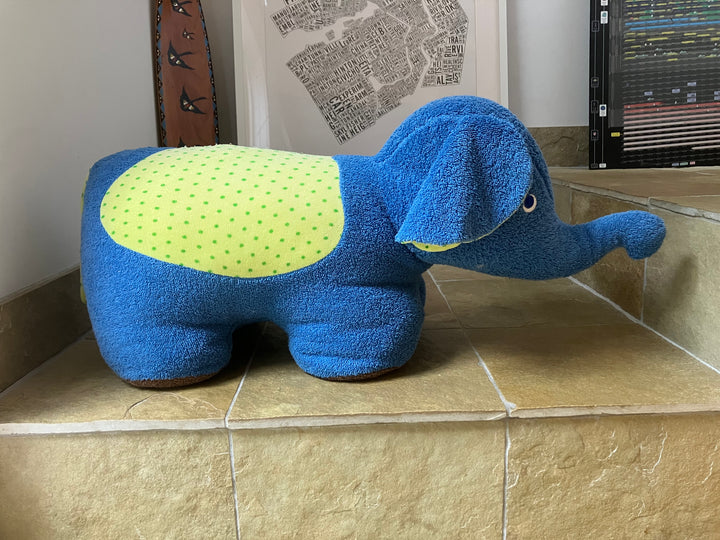 XXL blue elephant (secondhand)