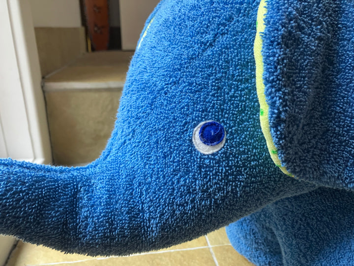 XXL blue elephant (secondhand)