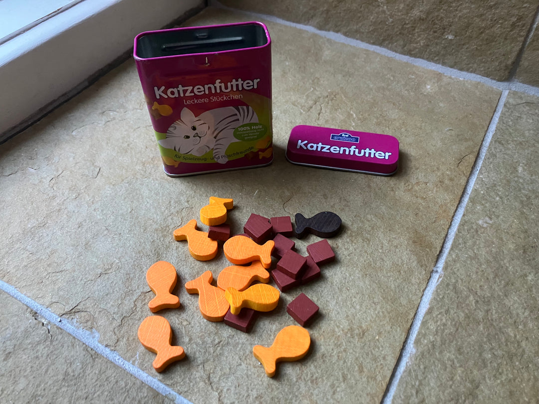 Erzi cat food (secondhand)