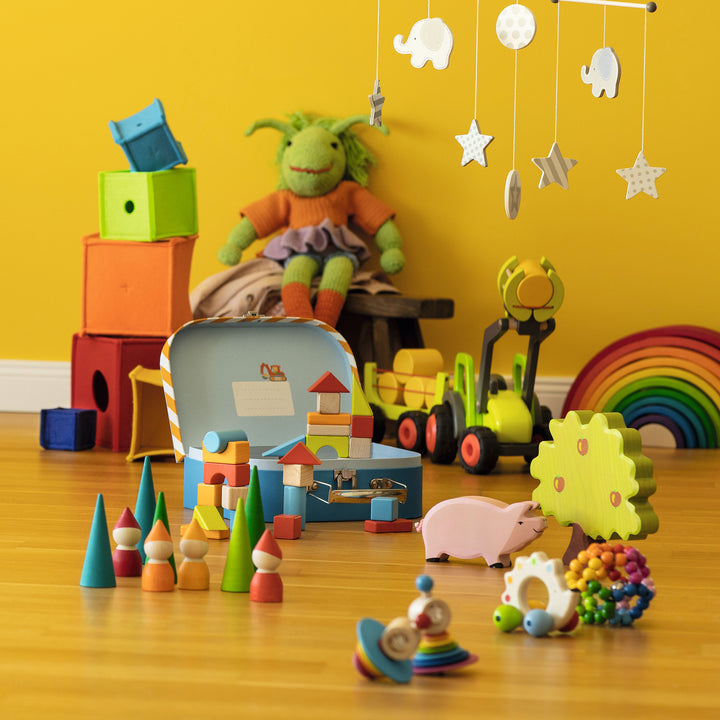 Holztiger apple tree