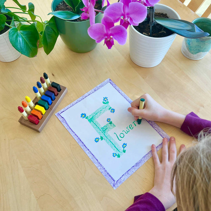 crayon holder