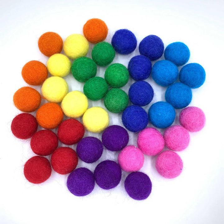 wool balls, 1 inch diameter