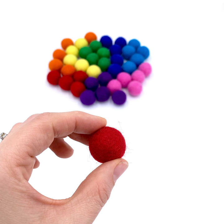 wool balls, 1 inch diameter
