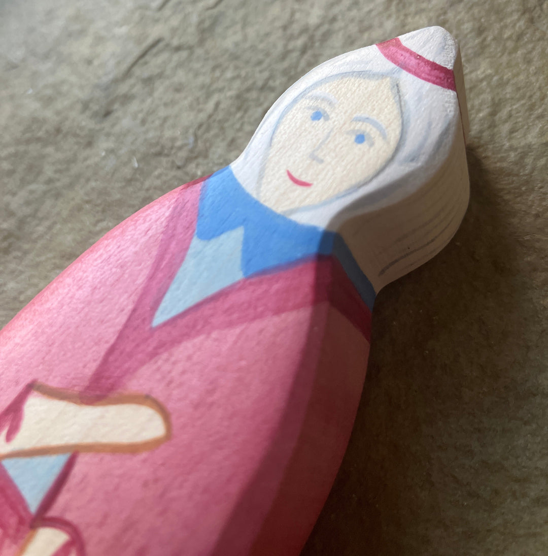 Holztiger grandmother (gently played)