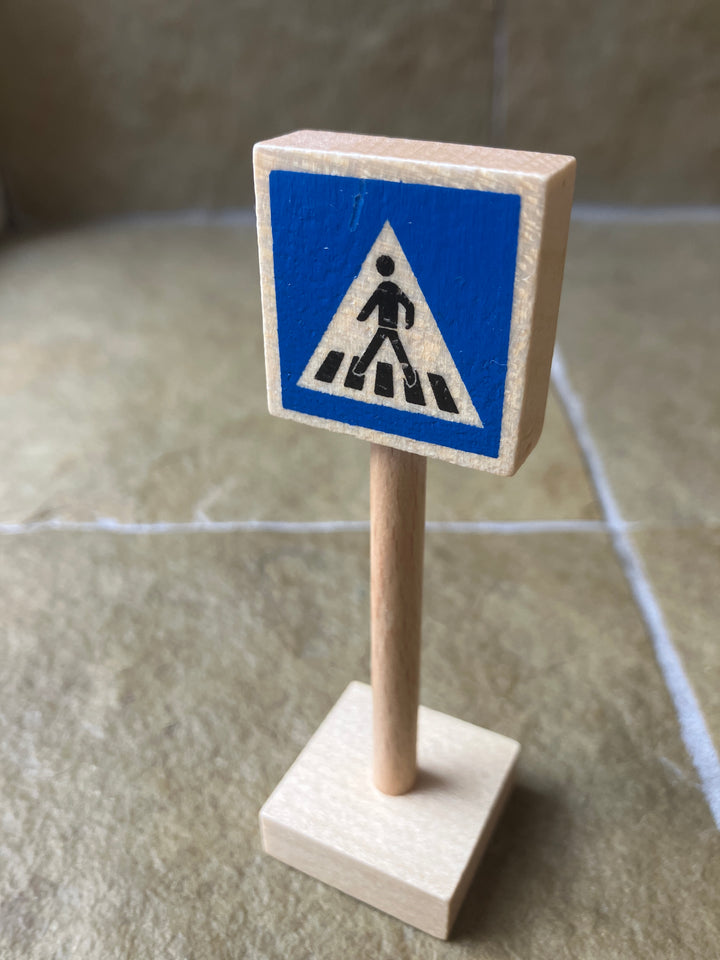 pedestrian crossing sign (seconds)