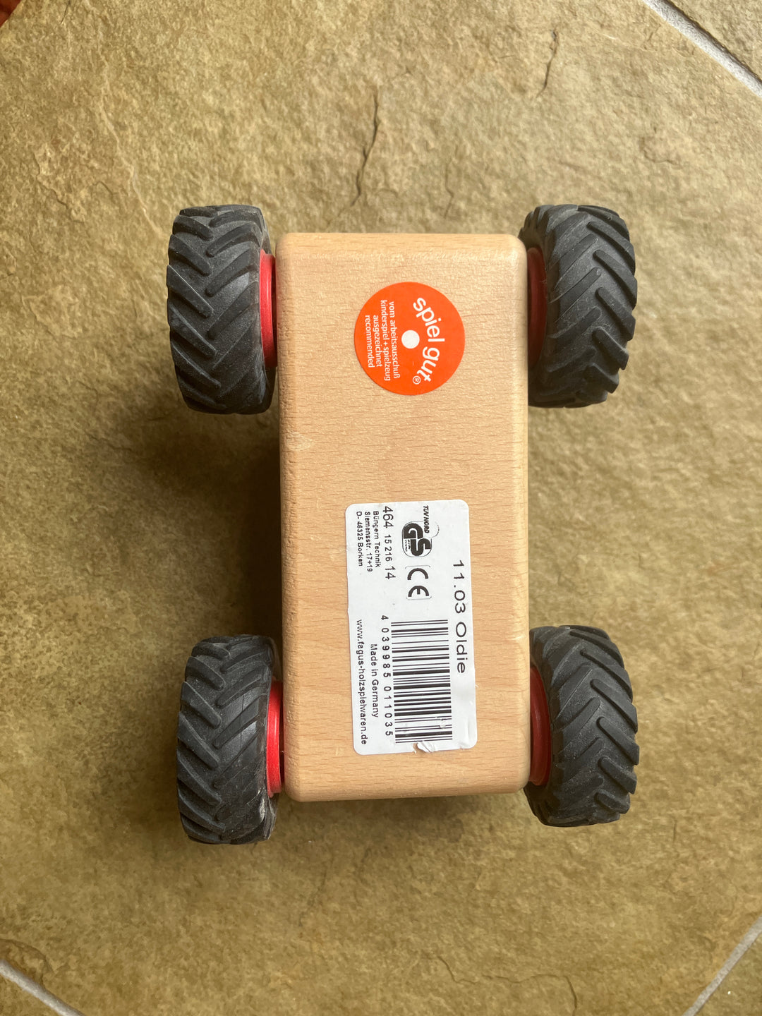 Fagus wooden car Oldie (gently played)