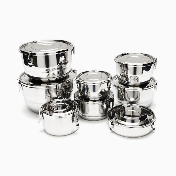 divided airtight food storage container
