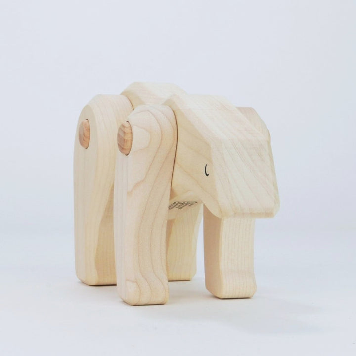 Bajo Tobe wooden polar bear