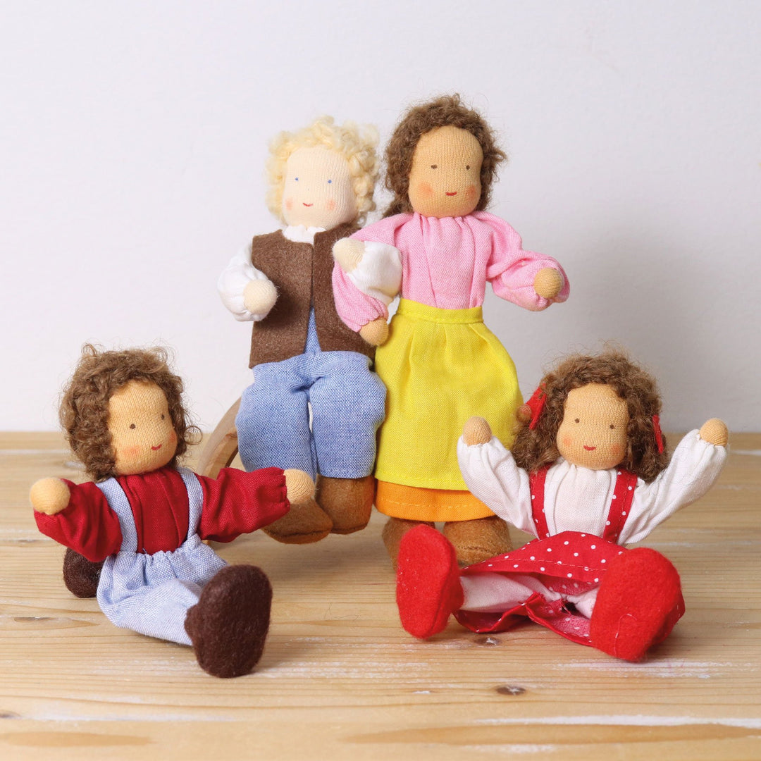 Grimm's dollhouse child, 'Lena', brunette – Nest