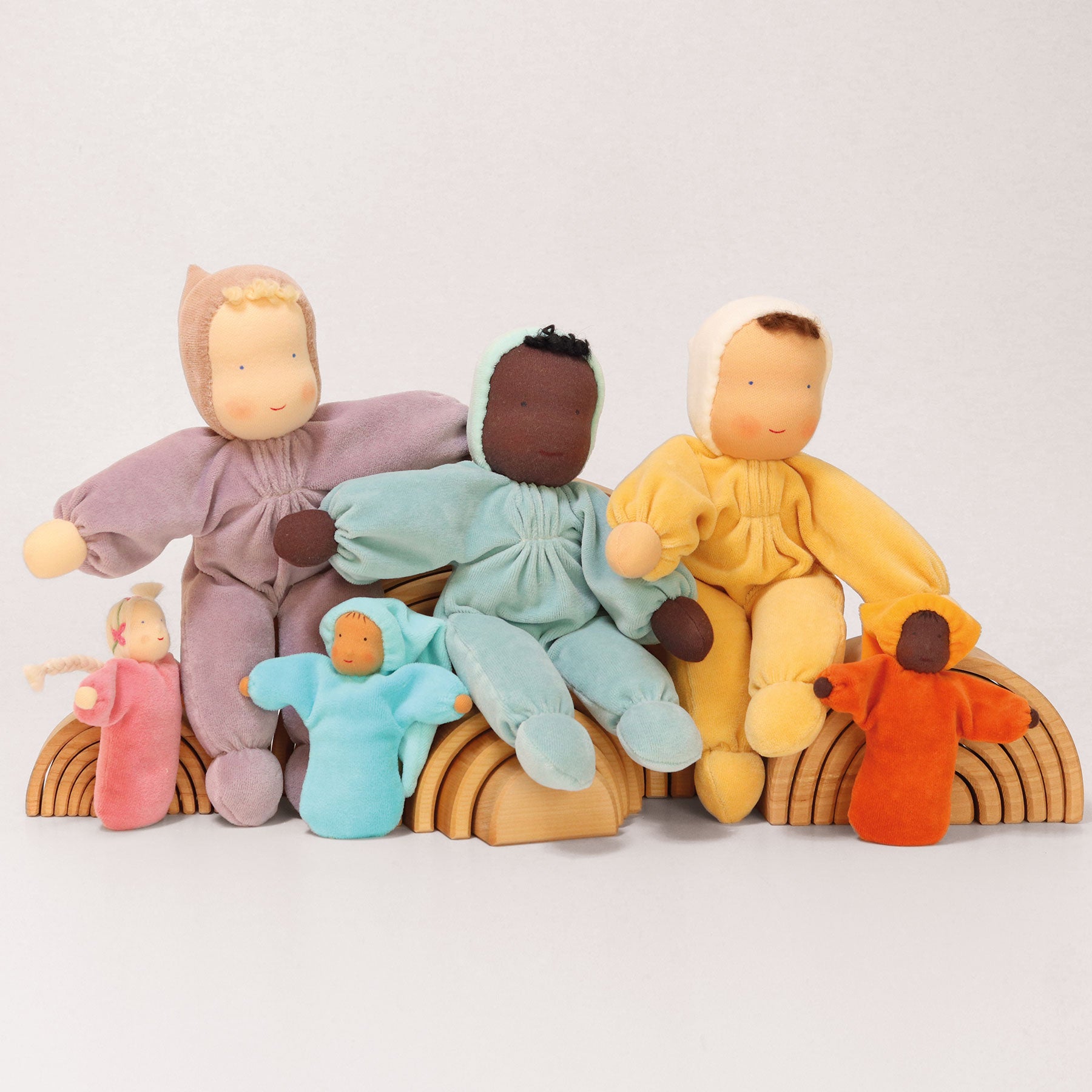 853c68de7253cdd55dc37be410a45c60%2F22550_22551_22552_22031_22041_22052_kuschelpuppen.jpg