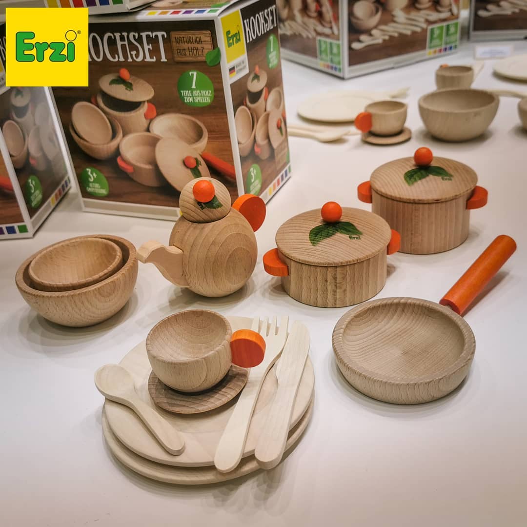 wooden dish set