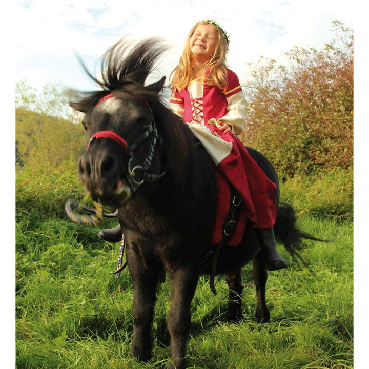 flower crown, white flowers