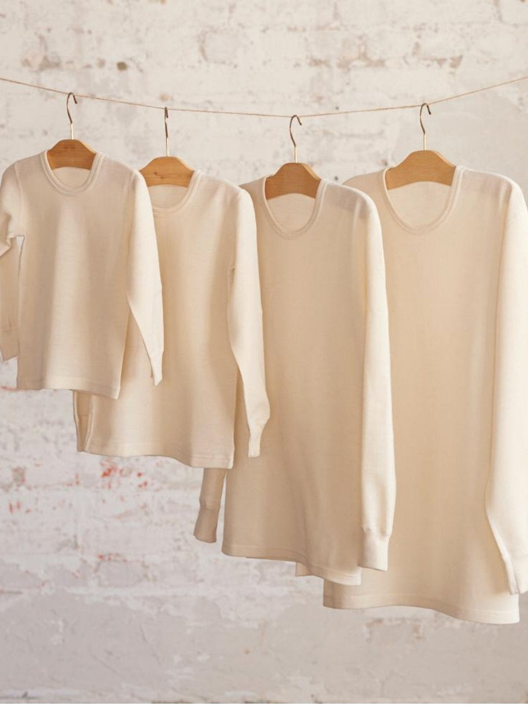 Ruskovilla_merinovilla_merinowool_paita_shirt_valkoinen_white1.jpg