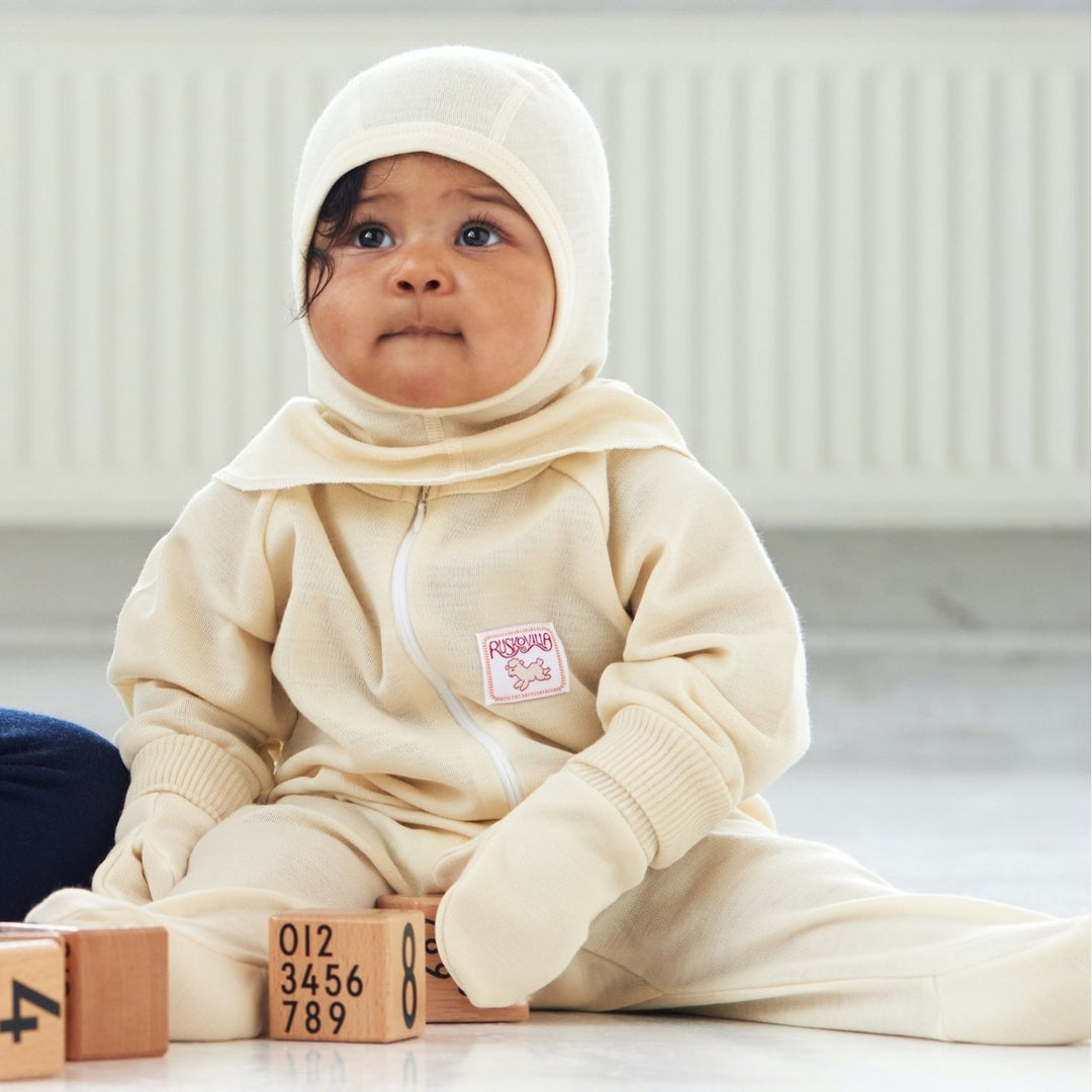 Ruskovilla_merinovilla_merinowool_ulkoilusetti_outdoorset_vauva_baby3_27f43a31-c31a-4dbf-b6d5-18a88bdbff0a.jpg
