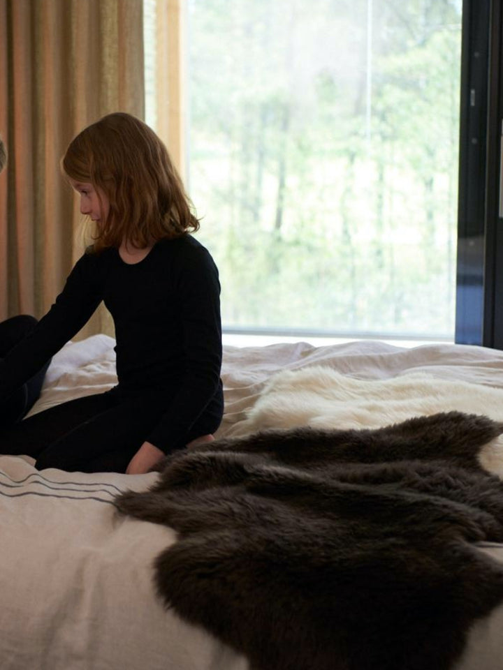 Ruskovilla_talja_lampaatalja_sheepskinrug.jpg