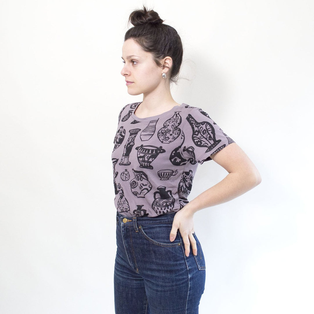 853c68de7253cdd55dc37be410a45c60%2FTEE_maggie_taupe03_2112x2112.jpg