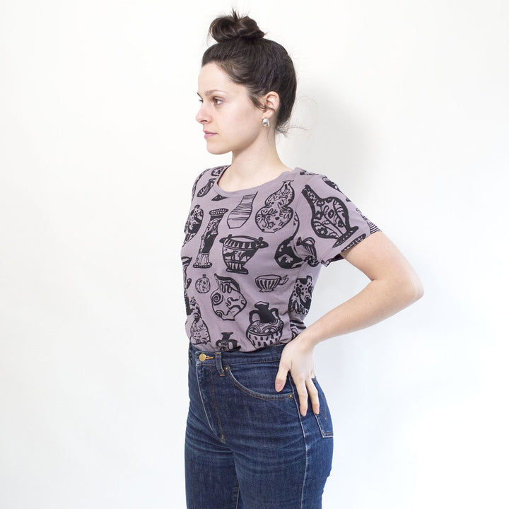 853c68de7253cdd55dc37be410a45c60%2FTEE_maggie_taupe03_2112x2112.jpg