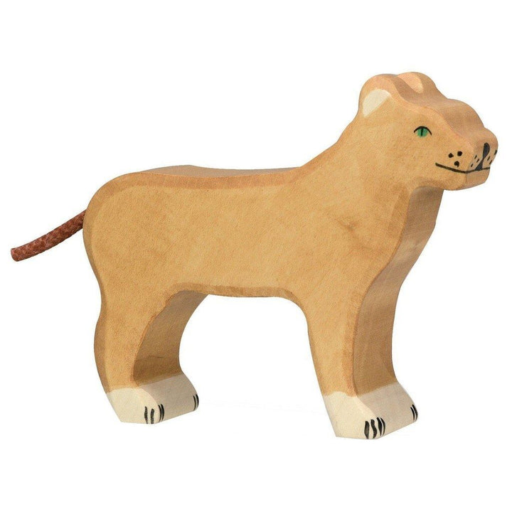 Holztiger lioness