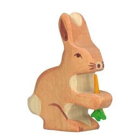 Holztiger rabbit with carrot