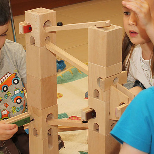 853c68de7253cdd55dc37be410a45c60%2Fkugelbahn_holz_kindergarten_4.jpg